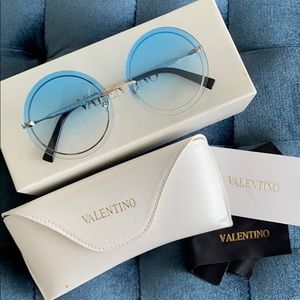 Valentino V698S light blue gradient sunglasses